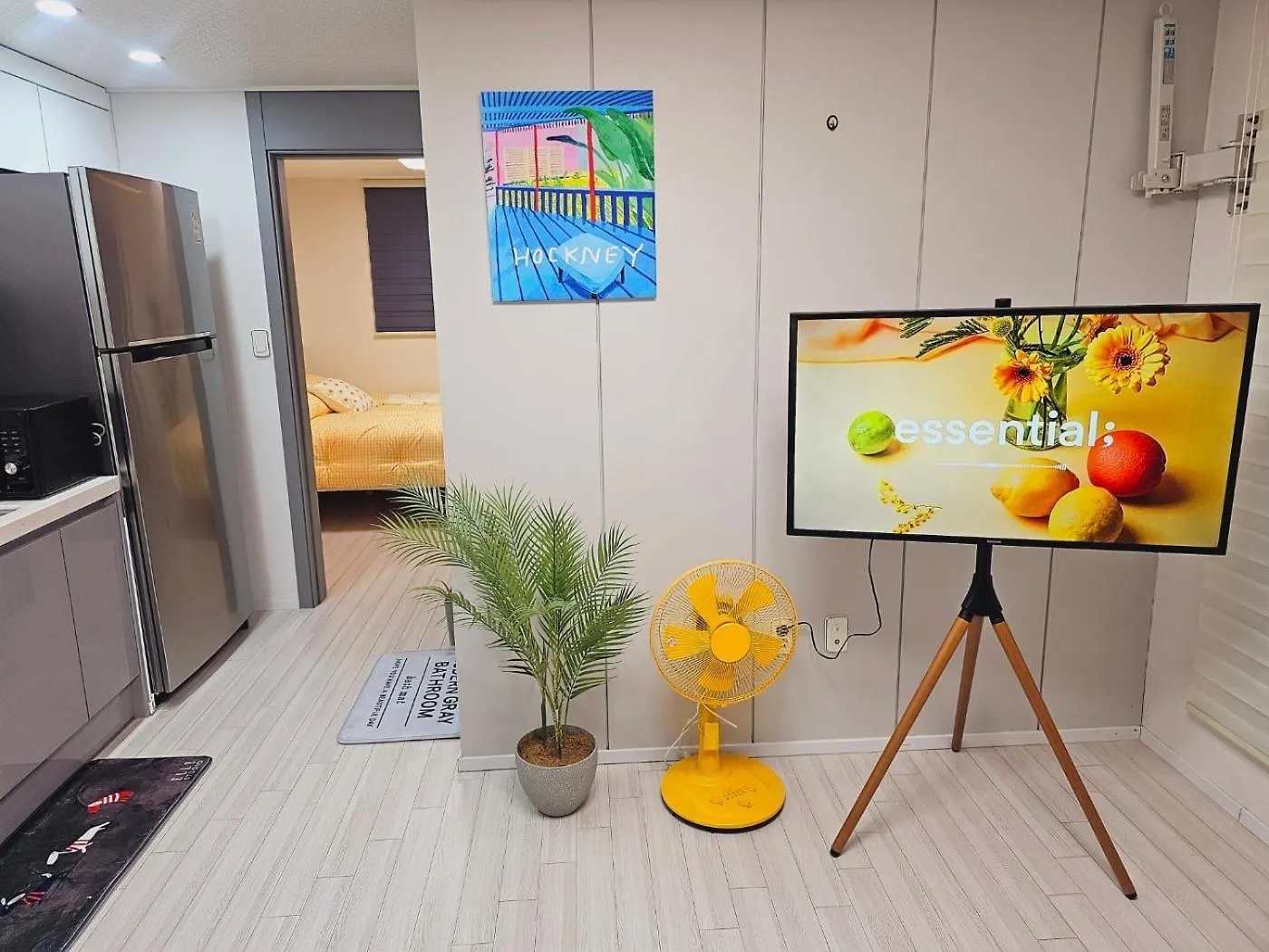Clean And Stylish Two-Room Near Hwagok Station Seul